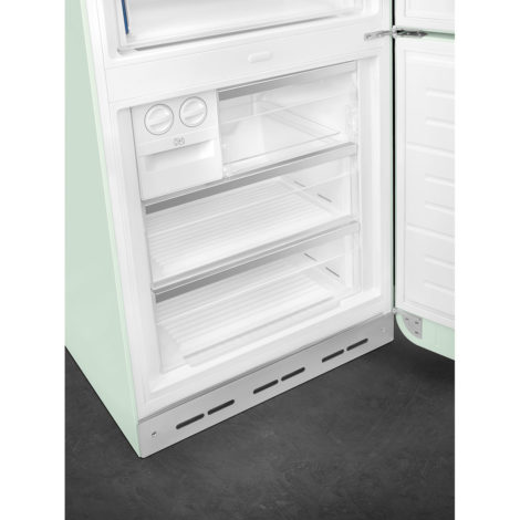 Chladnička s mrazničkou dole SMEG 50’s Retro Style, otváranie pravé, 205×70 cm zelená_9